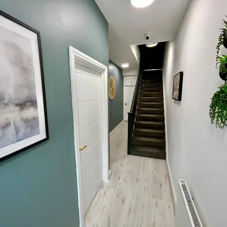 Black Pearl - * Saltburn-by-the-Sea