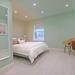 Apartment Black Pearl - *