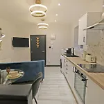 Apartment Black Pearl -