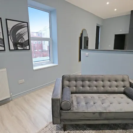 Black Pearl - Saltburn-by-the-Sea